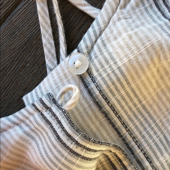 🌴🌼VOLCOM- WINDING ROADS DRESS🌼🌴 - Picture 4 of 8